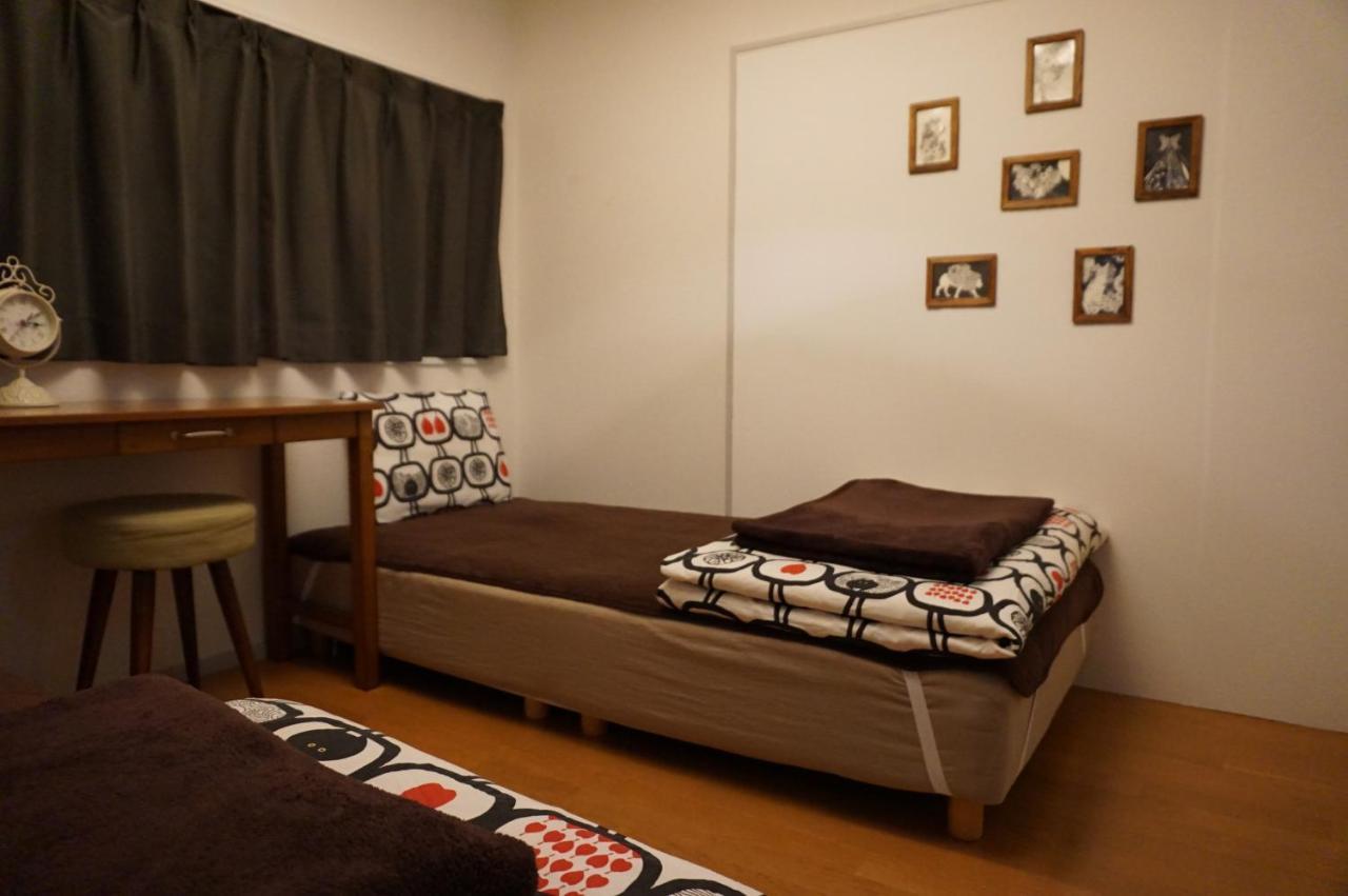 Guesthouse Ten-Roku - Female Only Osaka Exterior photo