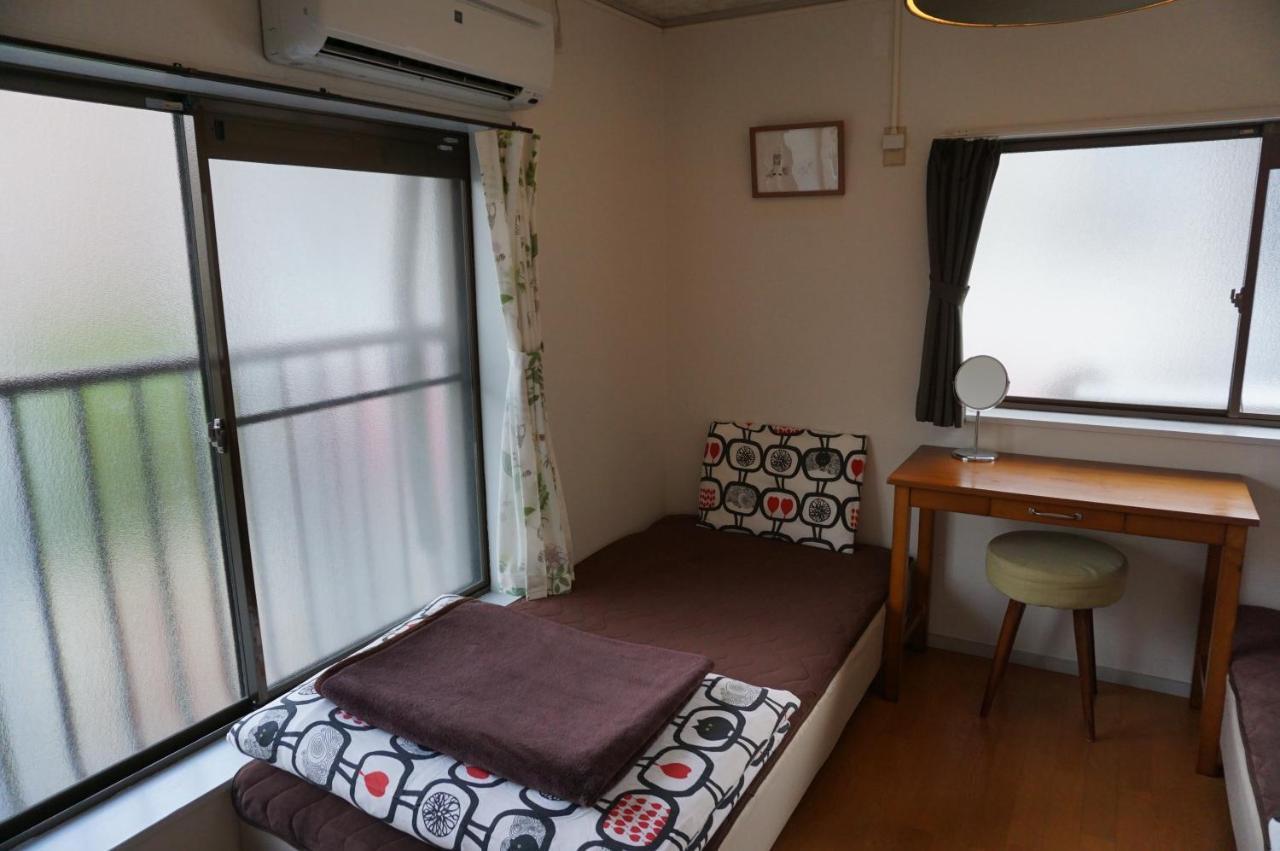 Guesthouse Ten-Roku - Female Only Osaka Exterior photo