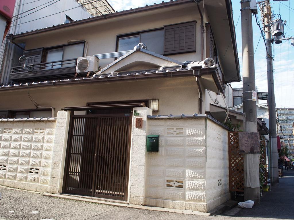 Guesthouse Ten-Roku - Female Only Osaka Exterior photo