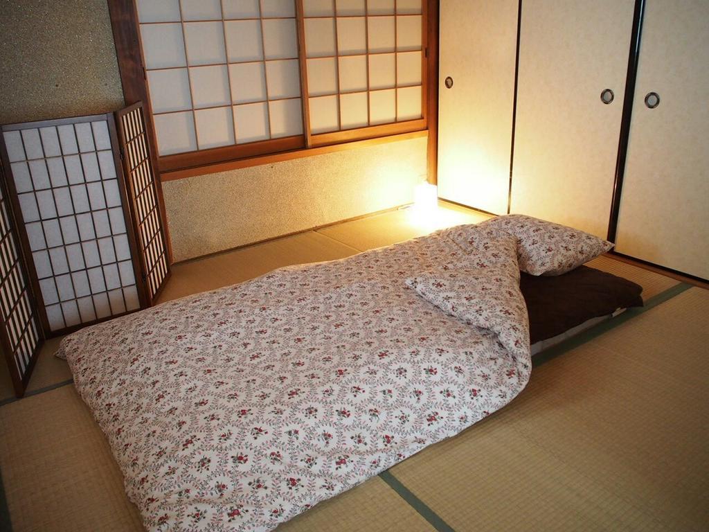 Guesthouse Ten-Roku - Female Only Osaka Exterior photo